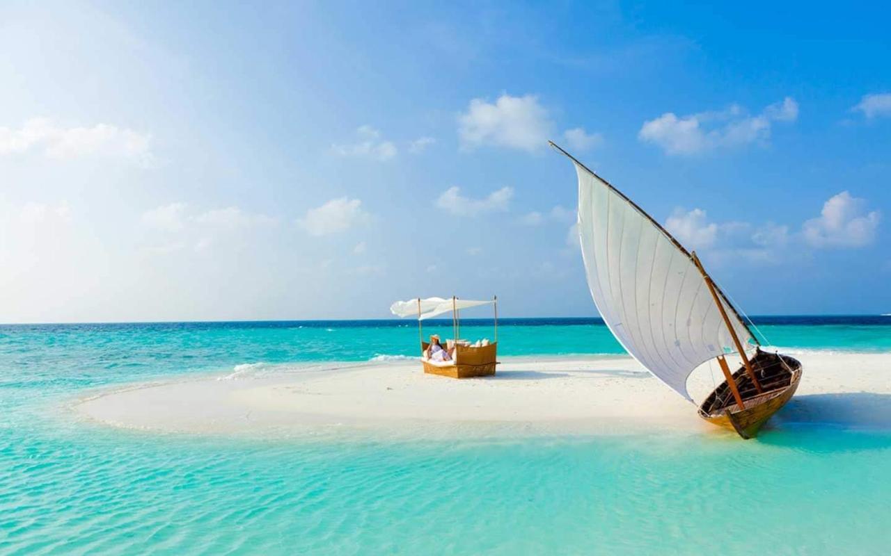 Pearlshine Retreat Maldives Hotel Gulhi Buitenkant foto